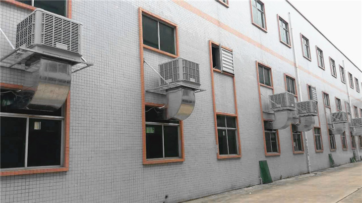 箱包車間廠房降溫設(shè)備/怎樣安裝環(huán)?？照{(diào)